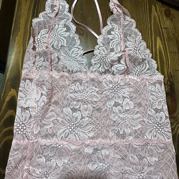 Vintage Pink Lace Fredericks of Hollywood Pink Lace Sheer Halter Top - Picture 4 of 4